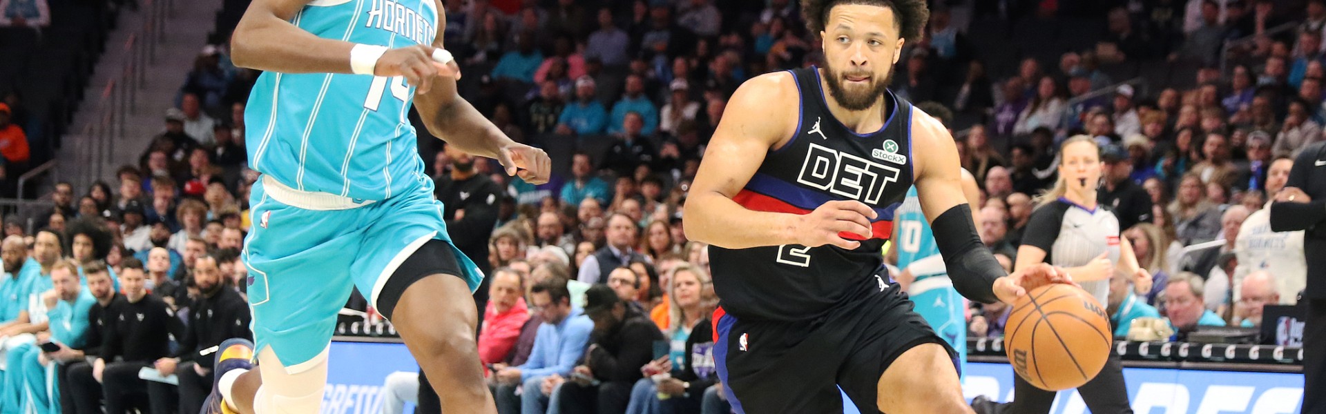 九州体育平台-坎宁安33+9+7米勒24分 活塞客场力克黄蜂